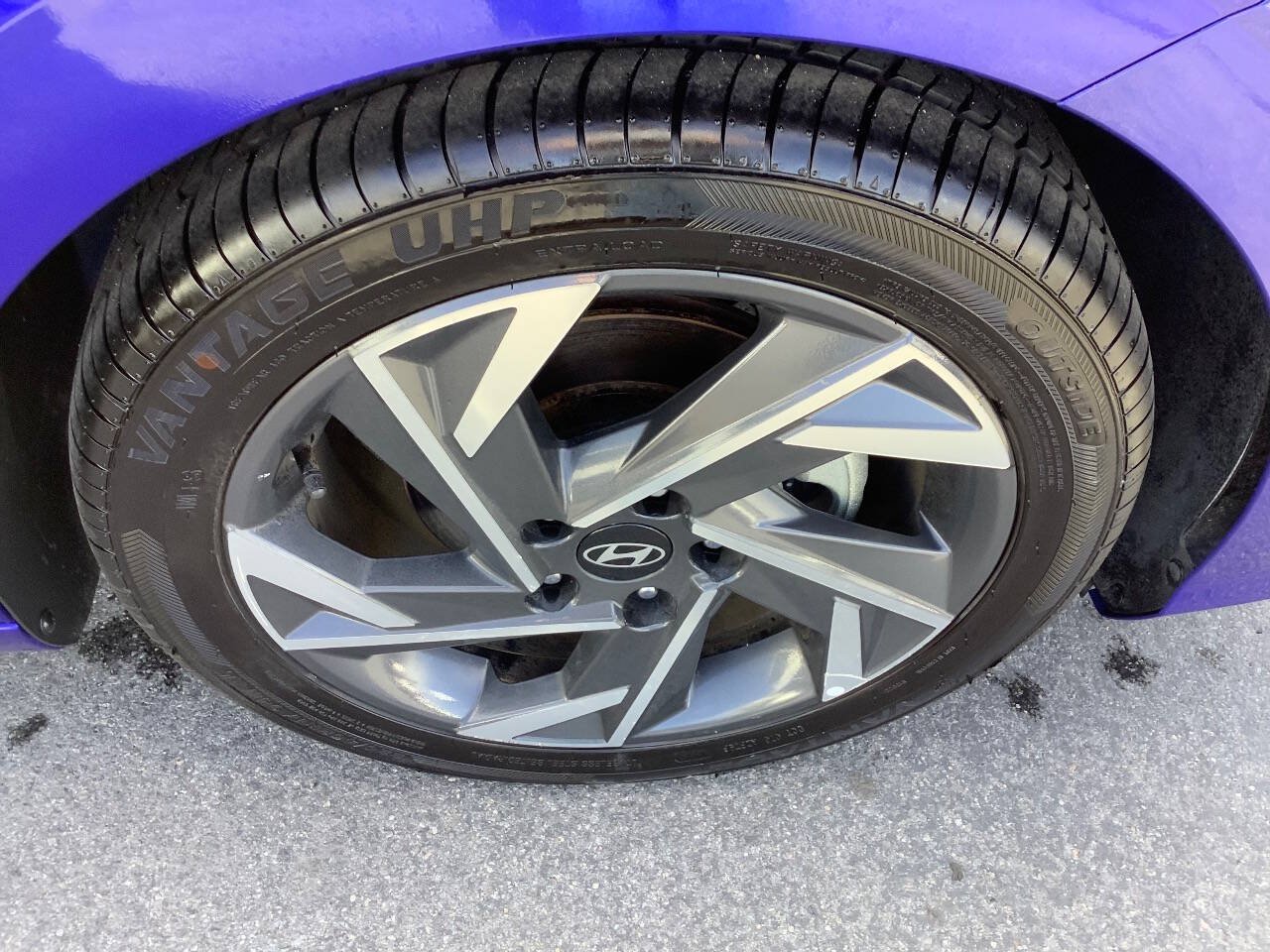 Used 2025 Hyundai Elantra SEL FWD image 22