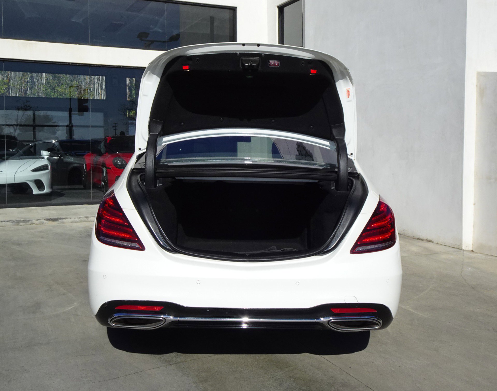 Used 2020 Mercedes-Benz S 450 Sedan w/ AMG Line Exterior image 6