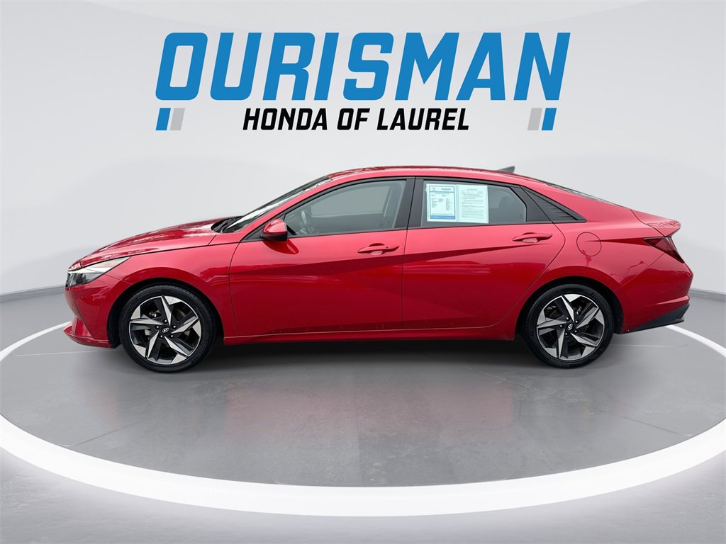 Used 2023 Hyundai Elantra SEL w/ Convenience Package image 5