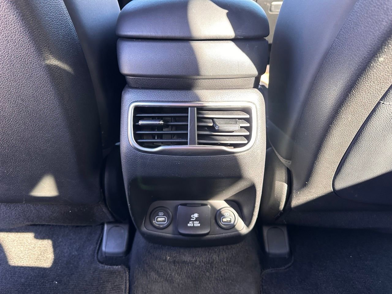 Used 2023 Hyundai Santa Fe Calligraphy w/ Cargo Package image 19