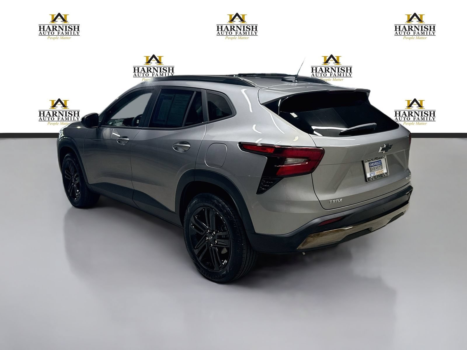 New 2026 Chevrolet Trax ACTIV w/ Sunroof Package FWD image 9