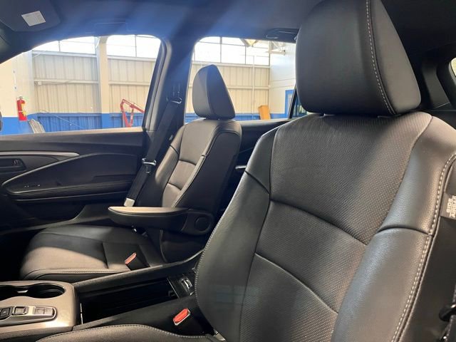 Used 2023 Honda Passport EX-L image 23