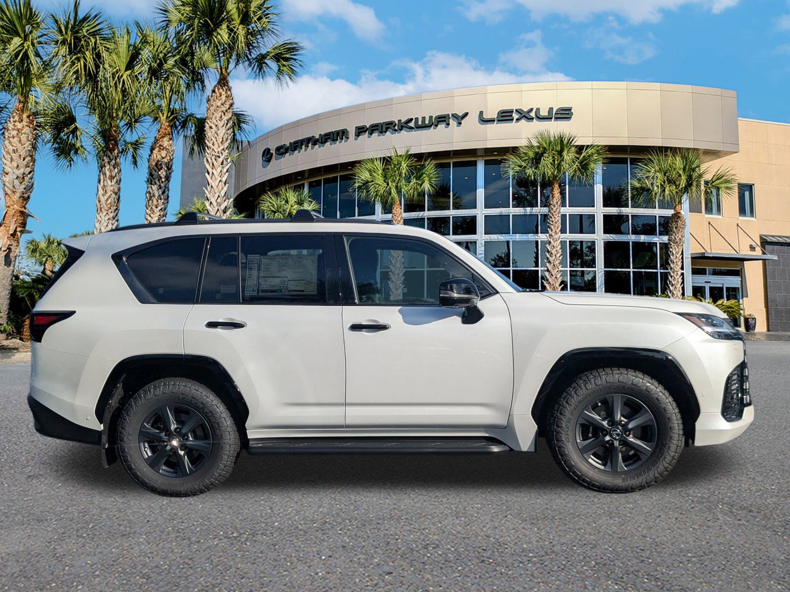 New 2025 Lexus LX 700h Overtrail image 3