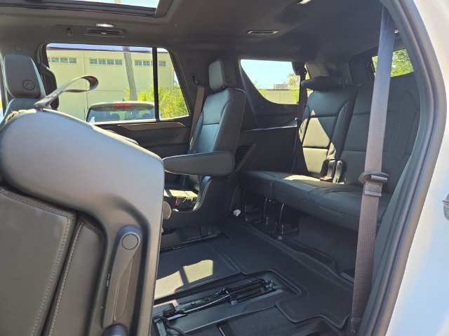 Used 2023 Chevrolet Tahoe LT w/ LT Signature Plus Package AWD/4WD image 30