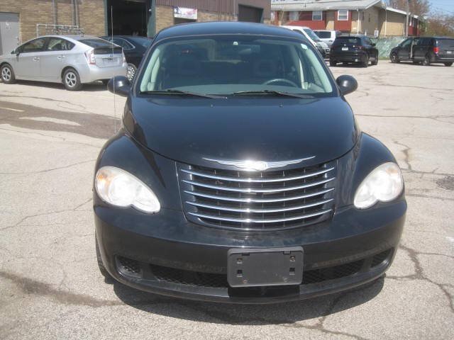 Used 2007 Chrysler PT Cruiser Touring w/ Fleet Value Group I FWD image 2