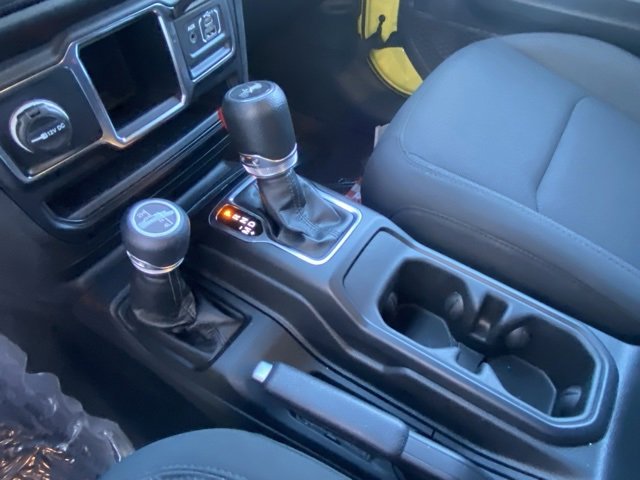 Used 2023 Jeep Wrangler Willys image 22