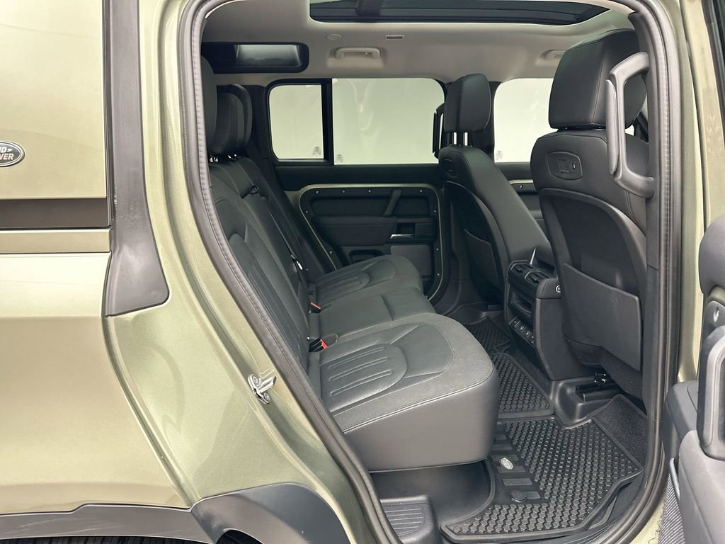 Used 2021 Land Rover Defender 110 S image 7