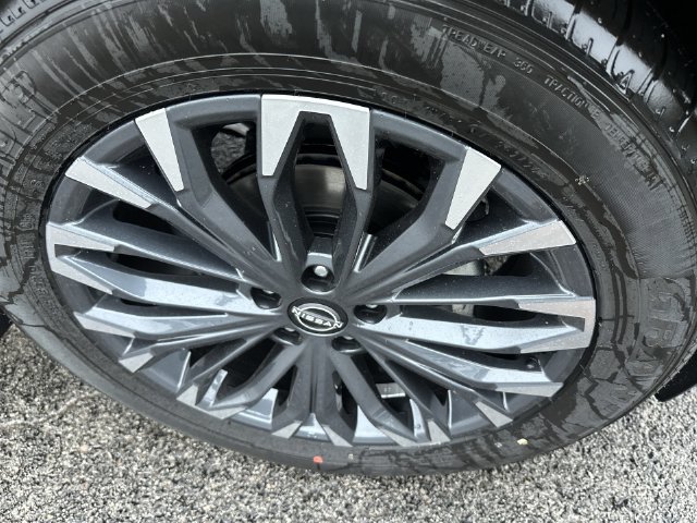 New 2026 Nissan Rogue Platinum w/ Platinum Premium Package AWD/4WD image 28