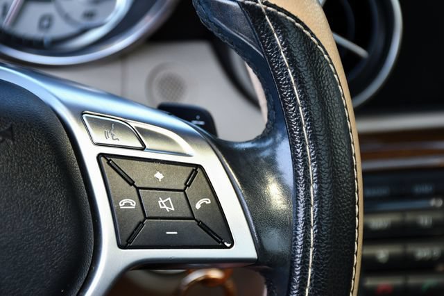 Used 2015 Mercedes-Benz SLK 250 image 29