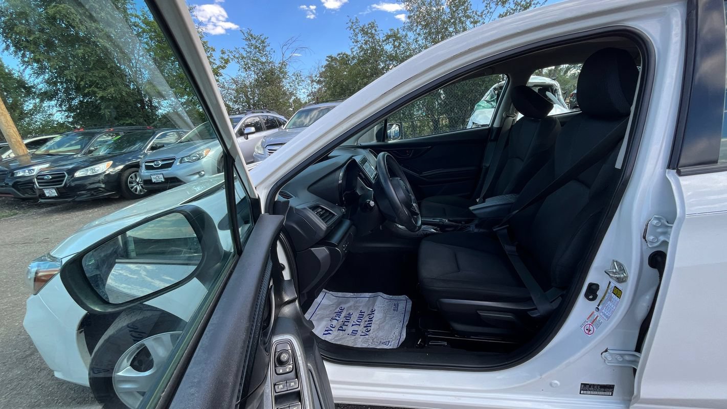 Used 2017 Subaru Impreza 2.0i AWD/4WD image 17