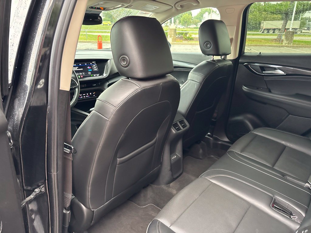 Used 2023 Buick Envision Essence FWD image 16