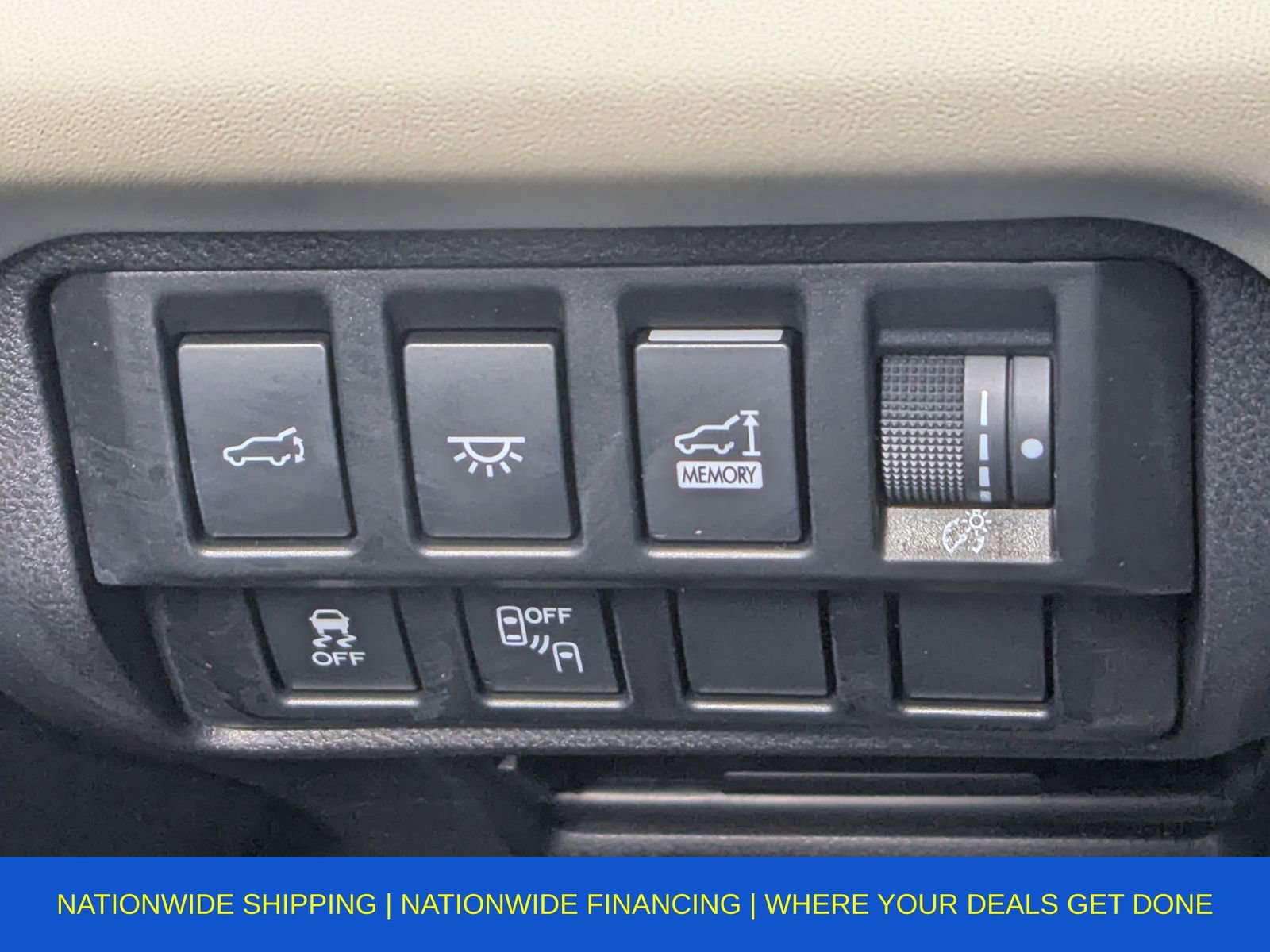 Used 2022 Subaru Ascent Limited w/ Technology Package image 37