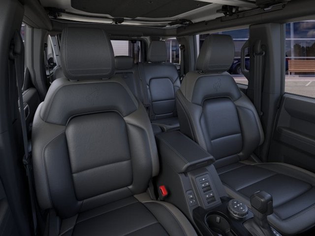 New 2026 Ford Bronco Outer Banks w/ Sasquatch Package AWD/4WD image 10