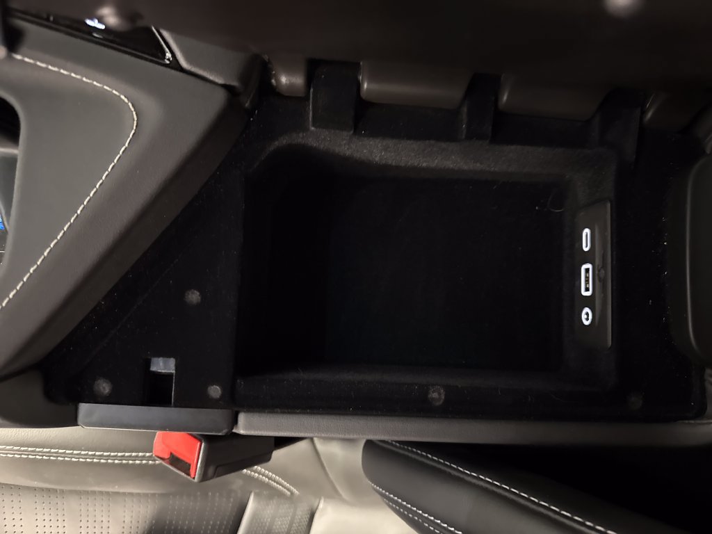 Used 2021 Chevrolet Corvette Stingray Preferred Cpe w/ Battery Protection Package RWD image 23