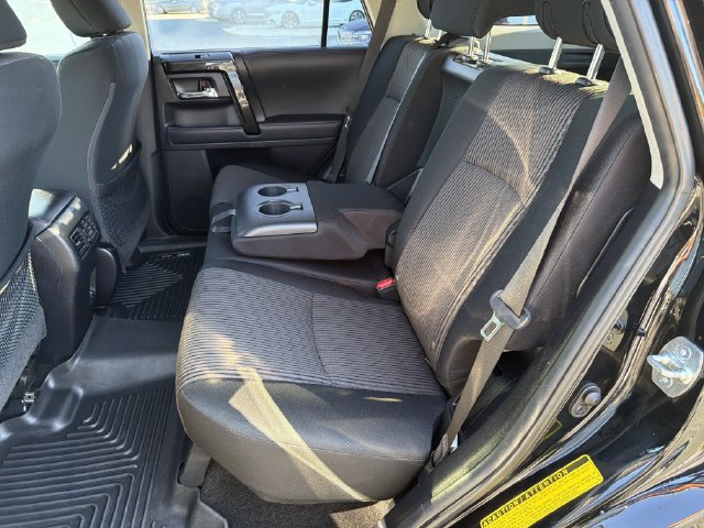 Used 2022 Toyota 4Runner TRD Off-Road AWD/4WD image 22