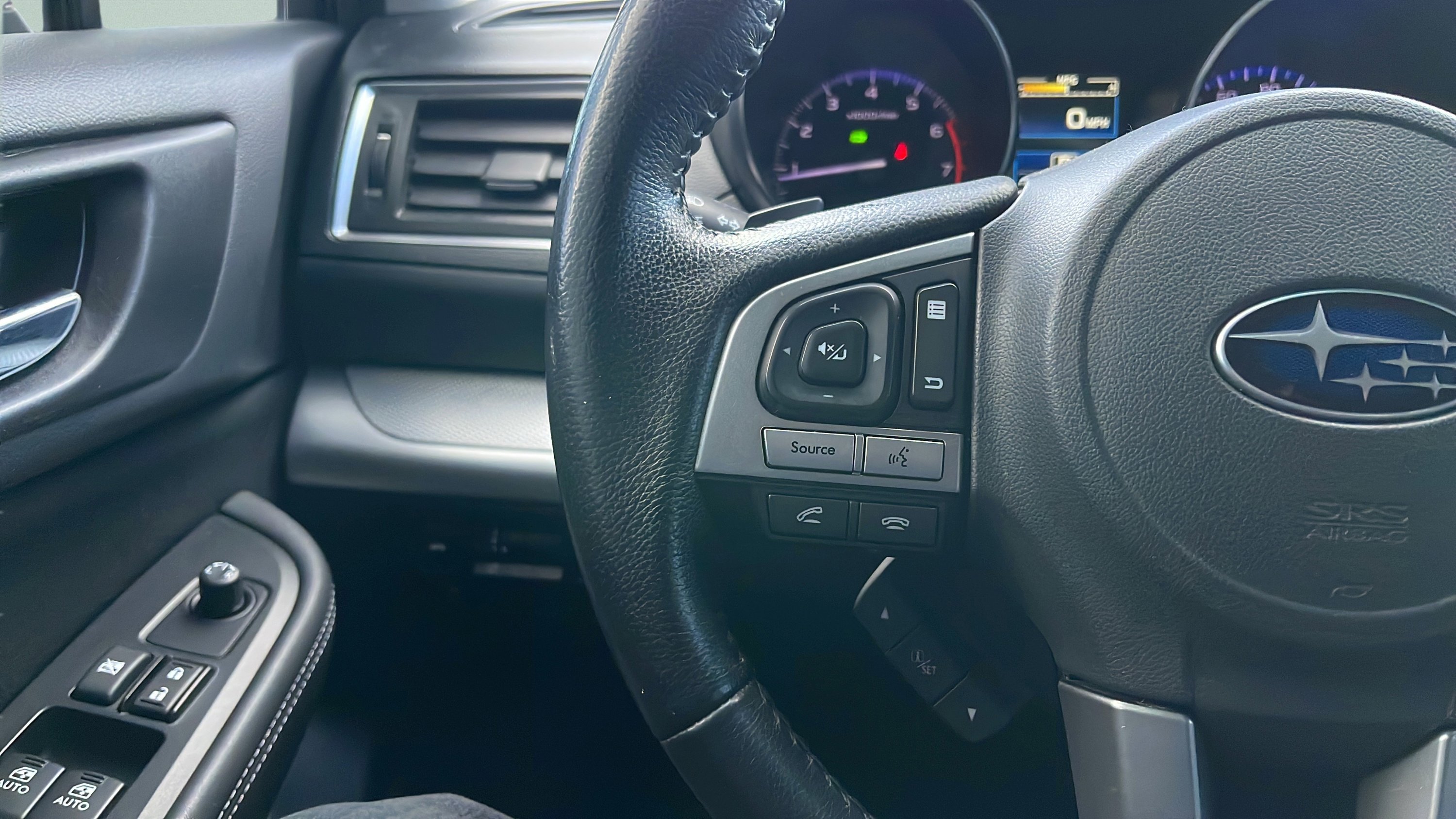 Used 2017 Subaru Legacy 2.5i Premium image 11