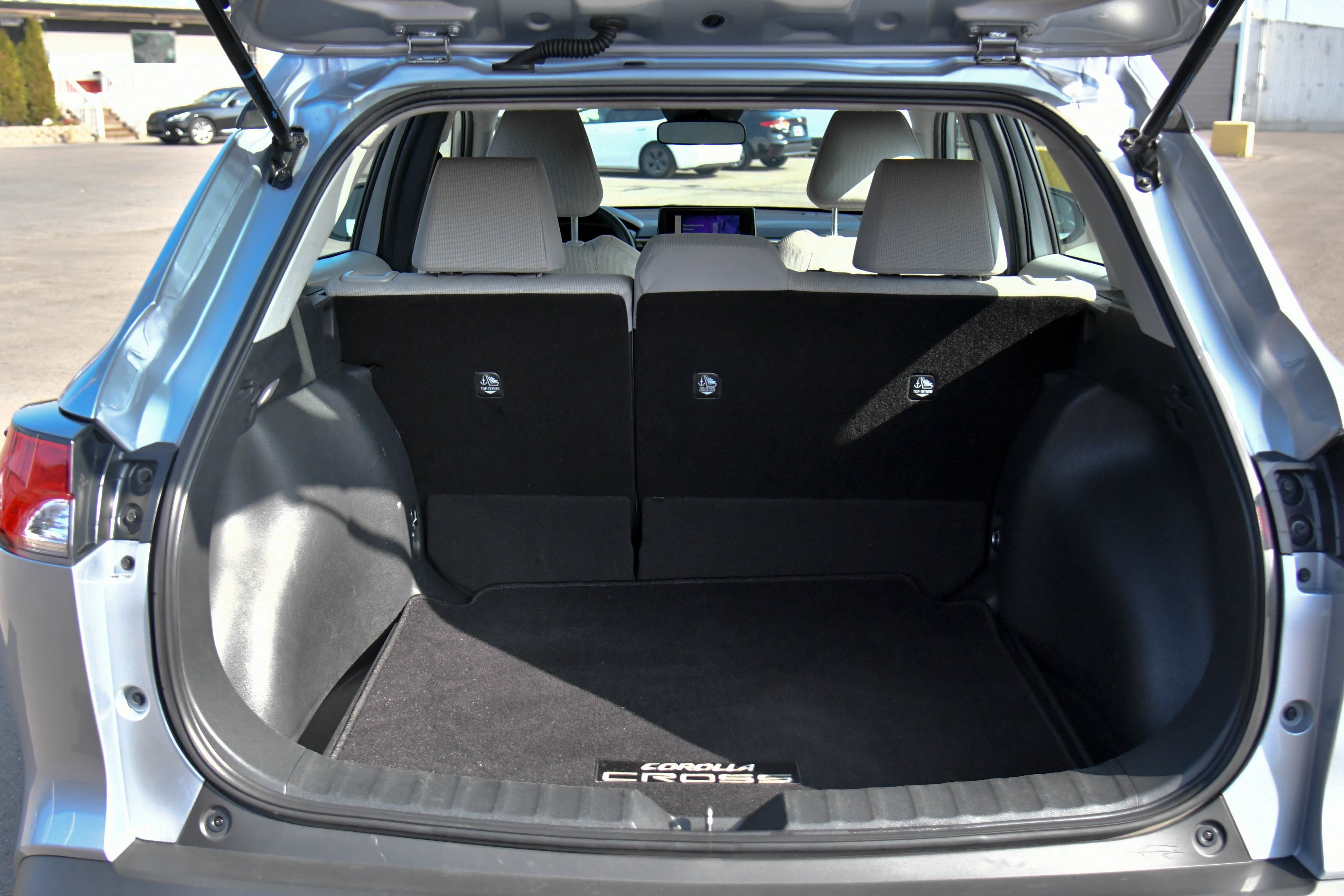Used 2024 Toyota Corolla Cross L FWD image 37