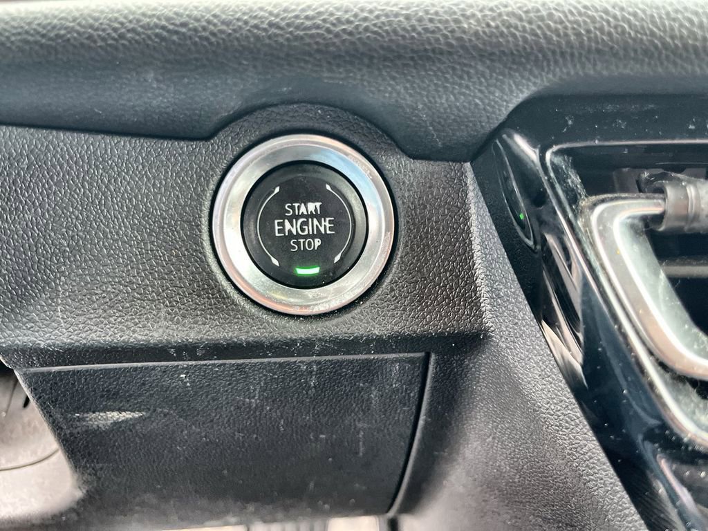 Certified 2024 Chevrolet Traverse LT image 16