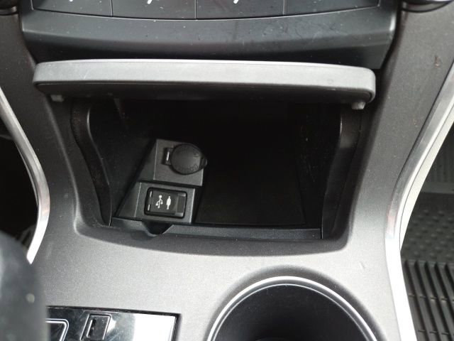 Used 2017 Toyota Camry LE image 18