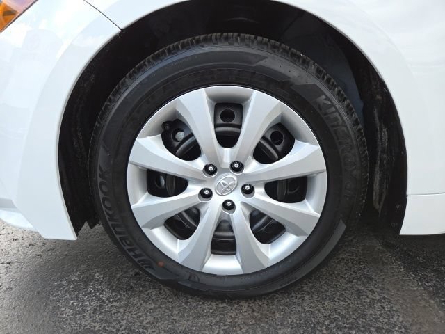 Used 2026 Toyota Corolla LE FWD image 25