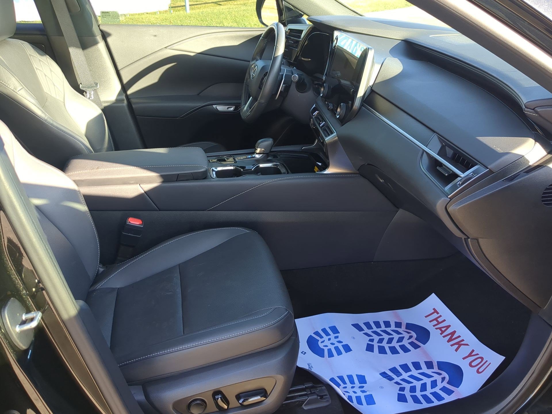 Used 2024 Lexus RX 350 Premium w/ Accessory Package (Z1) image 33