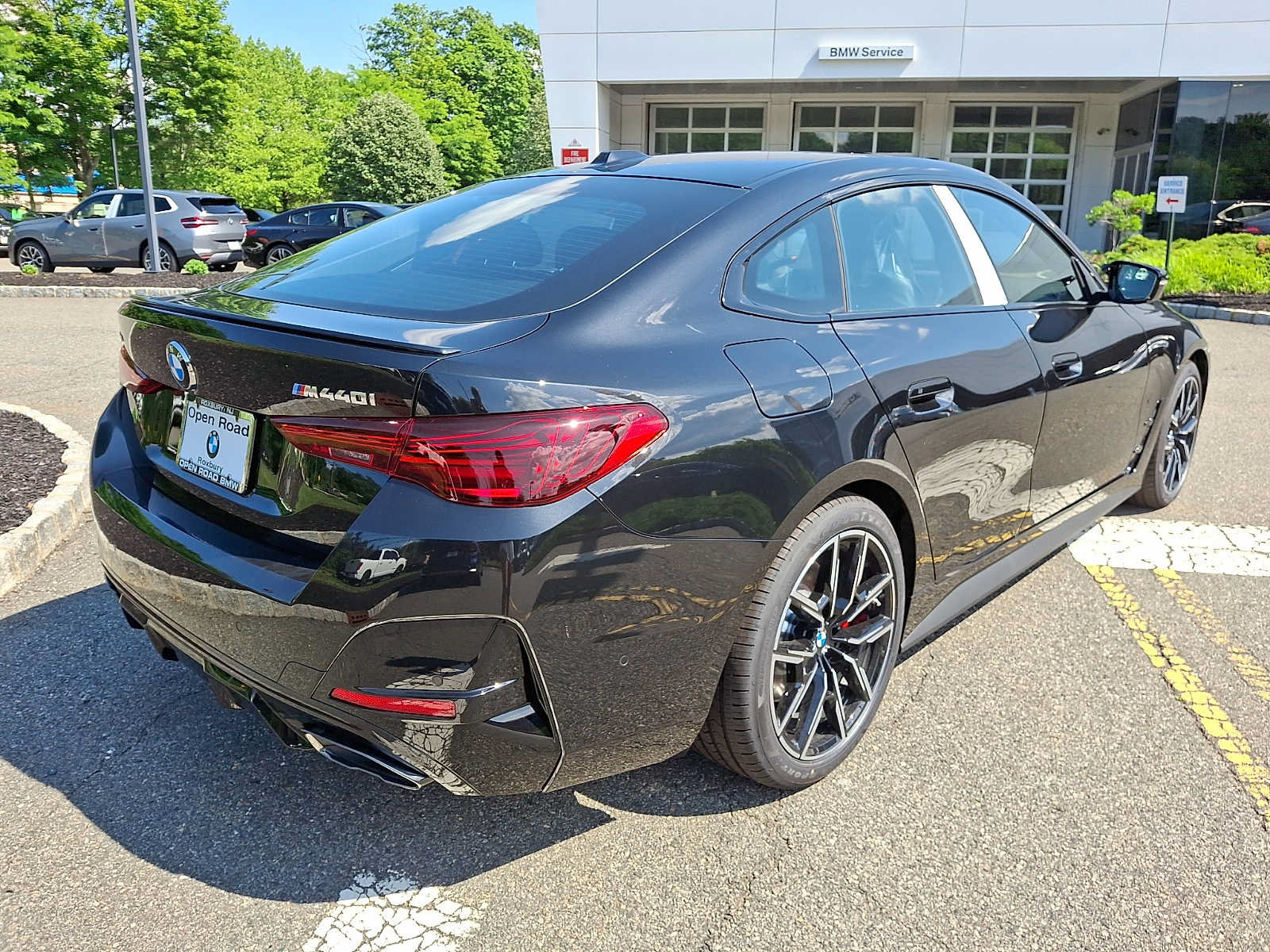 New 2026 BMW 440i xDrive w/ Premium Package AWD/4WD image 4