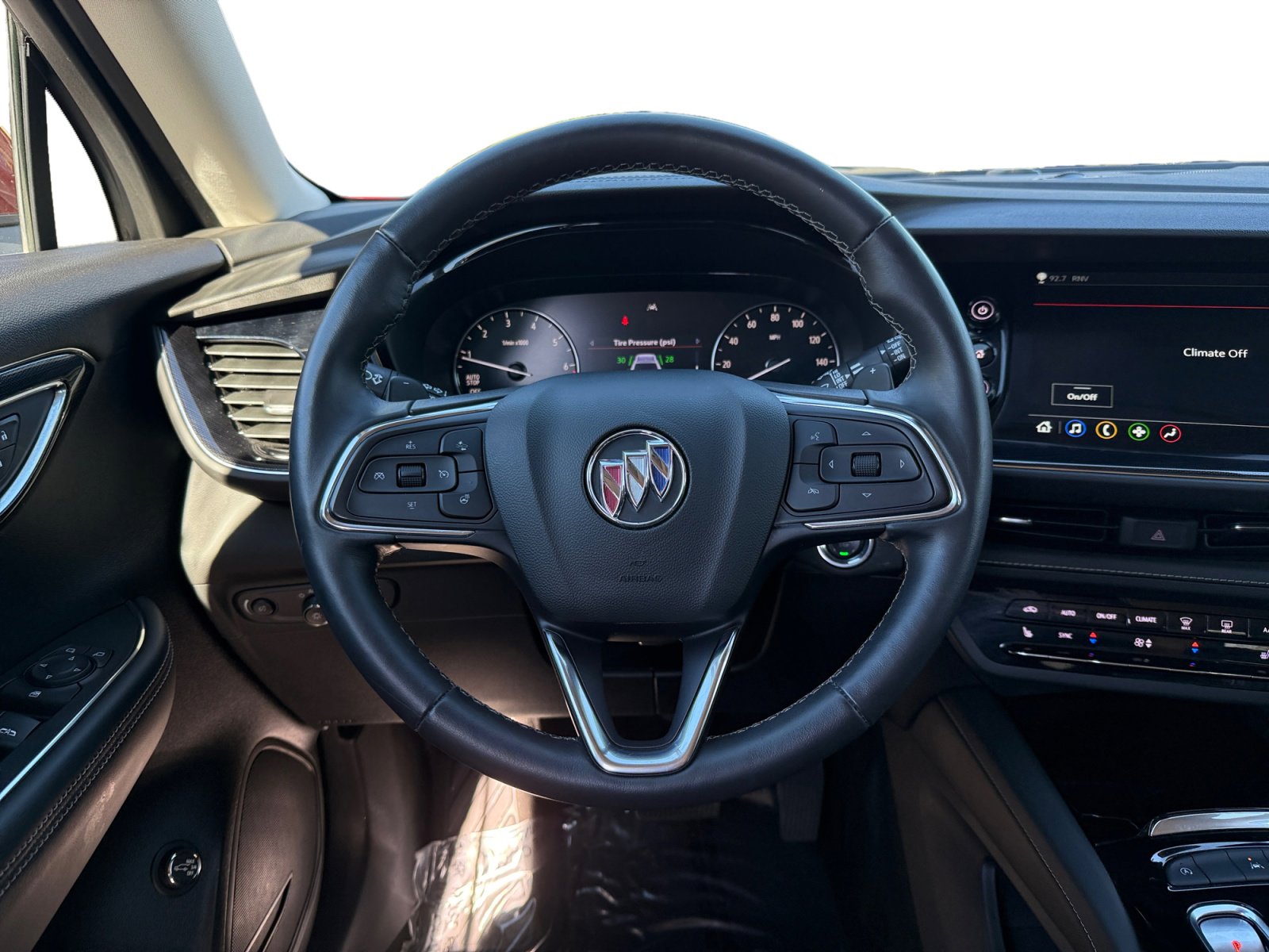 Used 2023 Buick Envision Preferred image 12