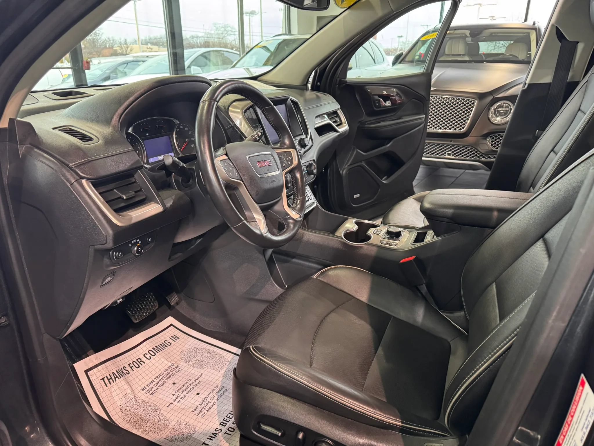 Used 2020 GMC Terrain Denali w/ GMC Pro Grade Package AWD/4WD image 9