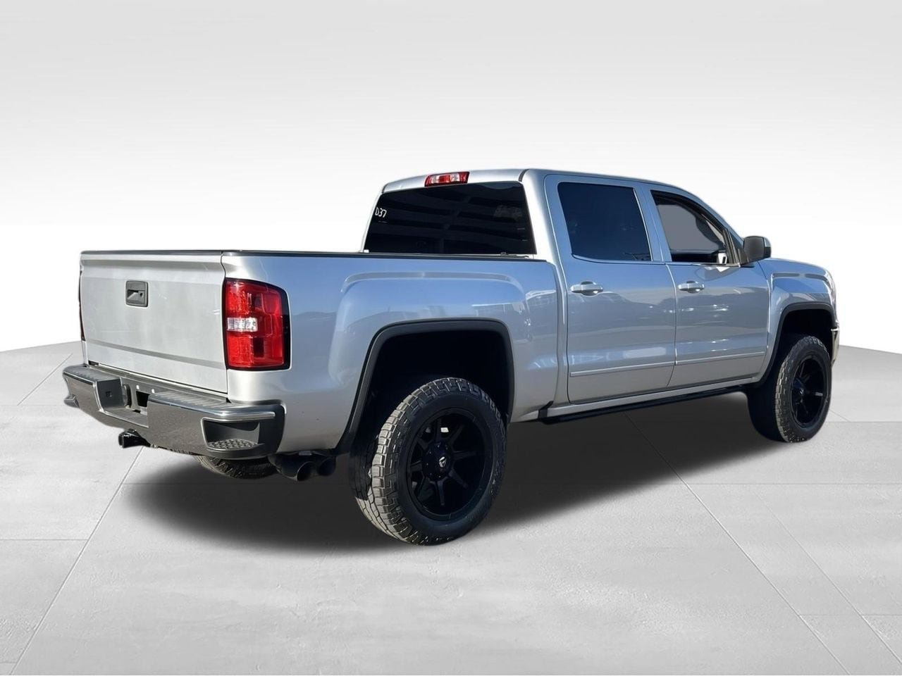 Used 2018 GMC Sierra 1500 SLE w/ SLE Value Package AWD/4WD image 6