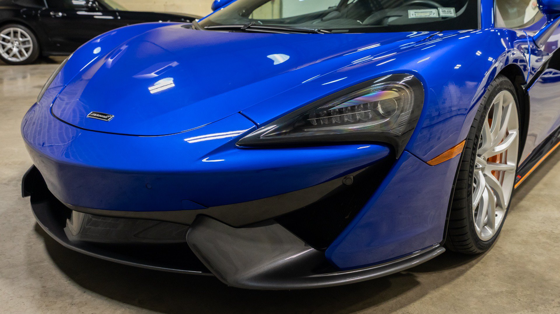 Used 2019 McLaren 570S Coupe RWD image 26