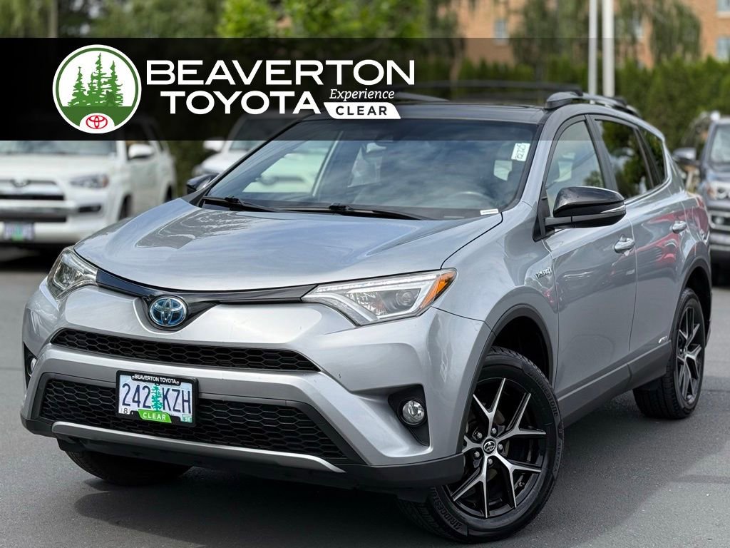 Used 2018 Toyota RAV4 SE AWD/4WD image 1