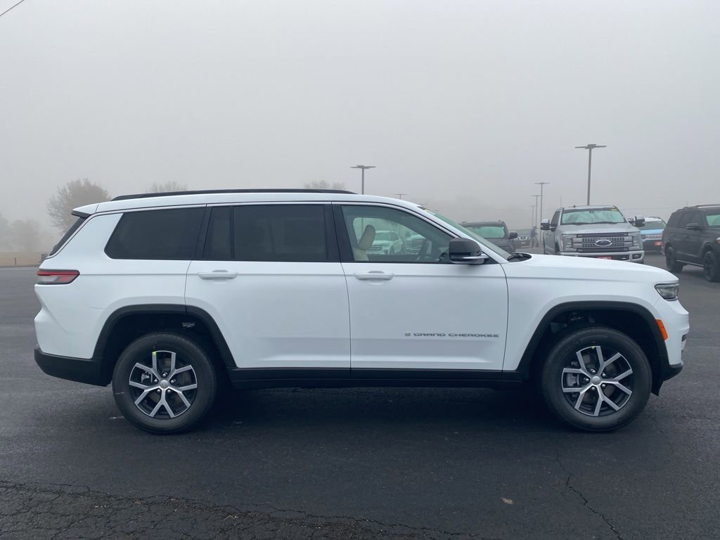 New 2025 Jeep Grand Cherokee L Limited image 8
