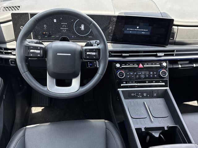 Used 2025 Hyundai Santa Fe Limited FWD image 23