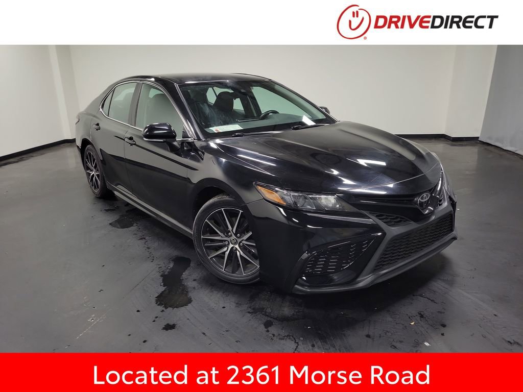Used 2022 Toyota Camry SE