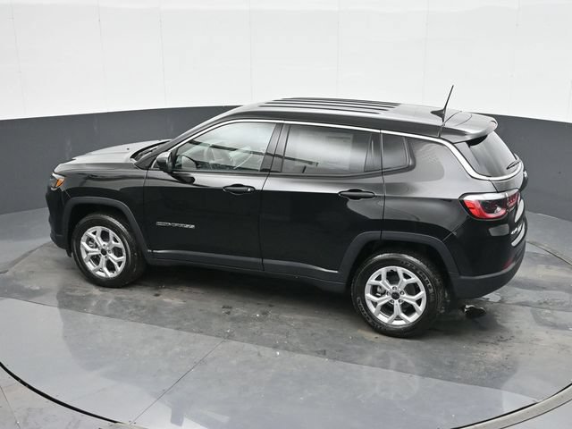 Used 2025 Jeep Compass Sport w/ Mopar Graphics Package AWD/4WD image 27