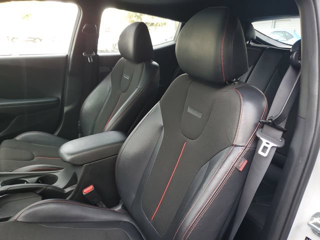 Used 2020 Hyundai Veloster 2.0 Premium FWD image 11