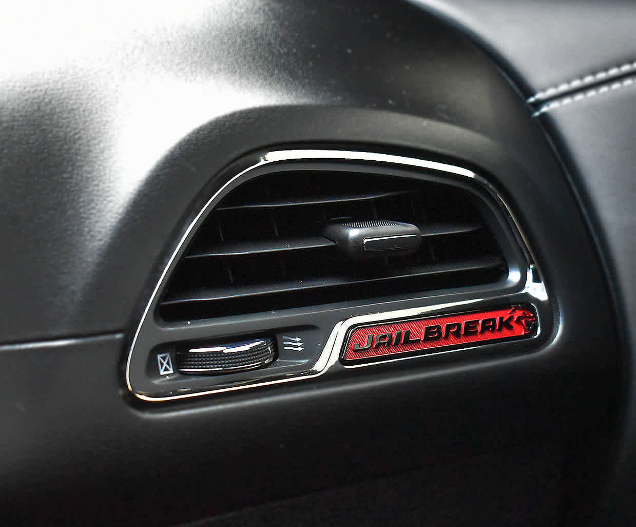 Used 2023 Dodge Challenger SRT Hellcat w/ Driver Convenience Group image 27