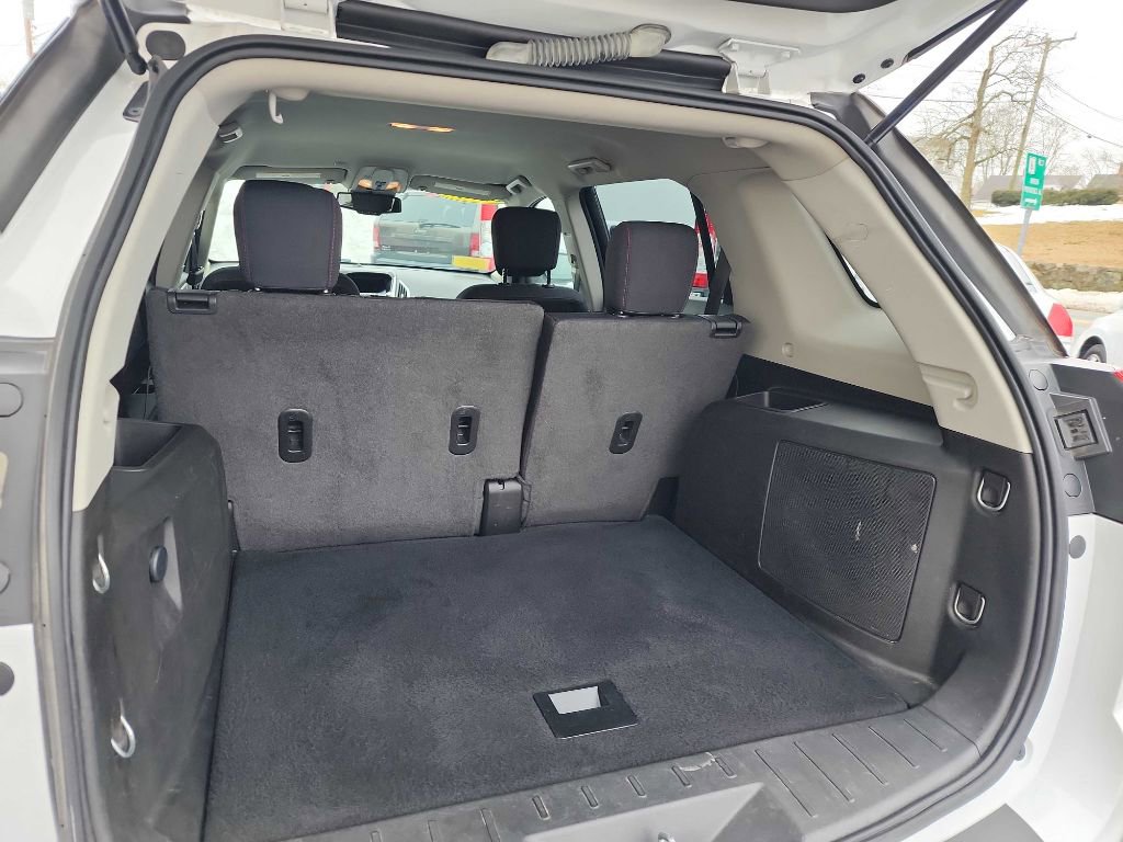 Used 2017 GMC Terrain SLE w/ Convenience Package image 9