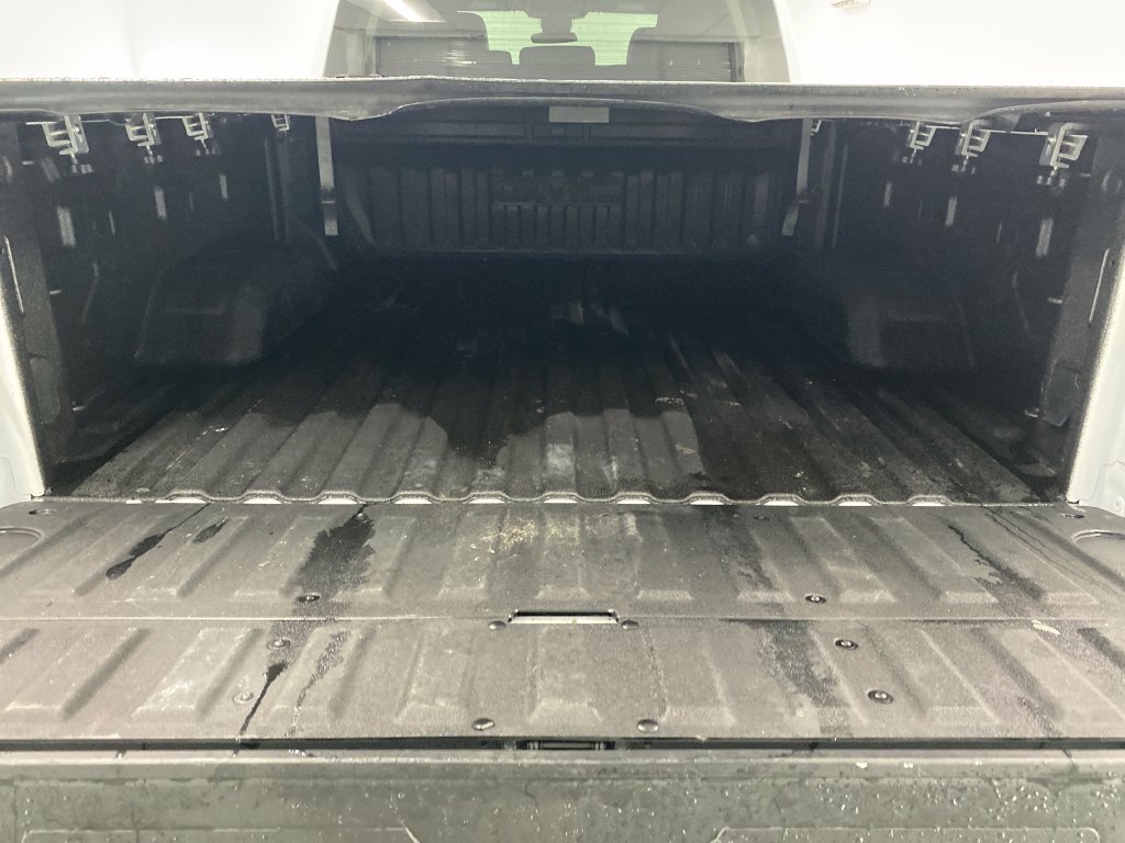 Used 2026 GMC Sierra 2500 AT4 AWD/4WD image 8