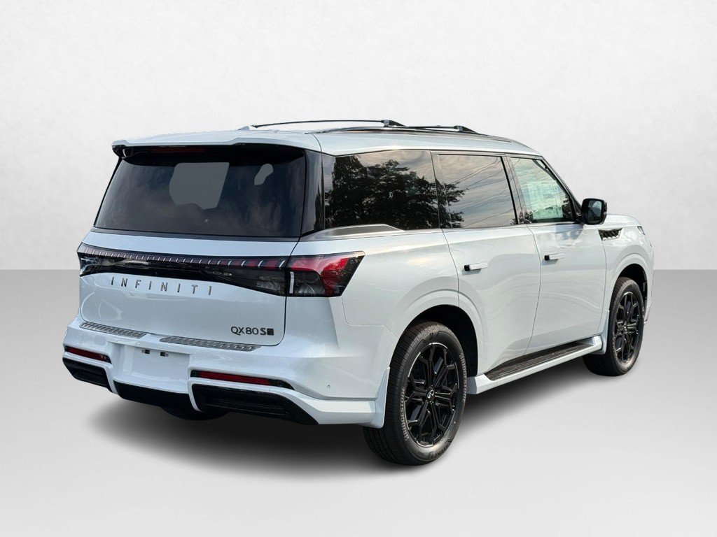 New 2027 INFINITI QX80 Sensory AWD/4WD image 3