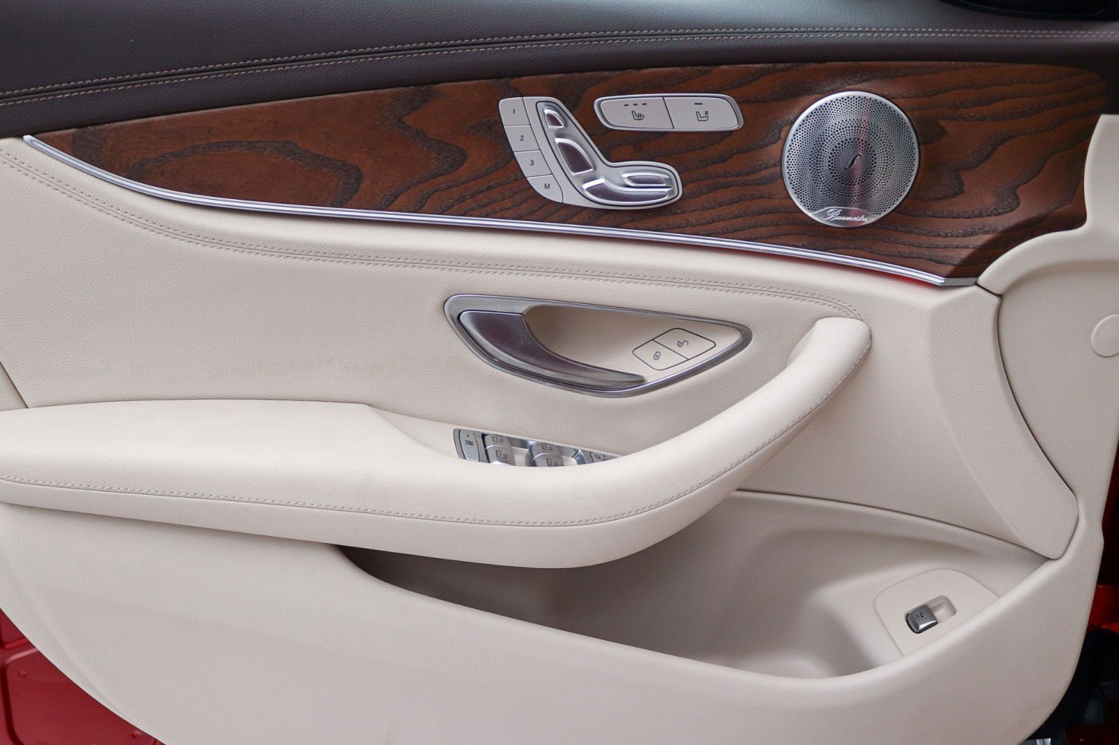 Used 2017 Mercedes-Benz E 300 image 26