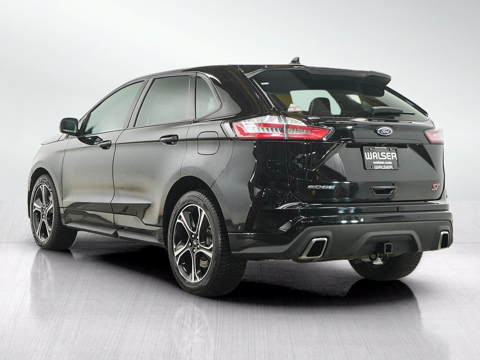 Used 2020 Ford Edge ST w/ Equipment Group 401A AWD/4WD image 3