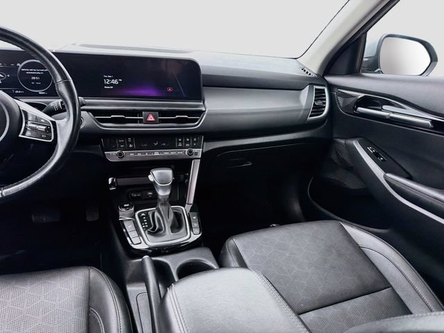 Used 2025 Kia Seltos EX w/ EX Sunroof Package FWD image 23