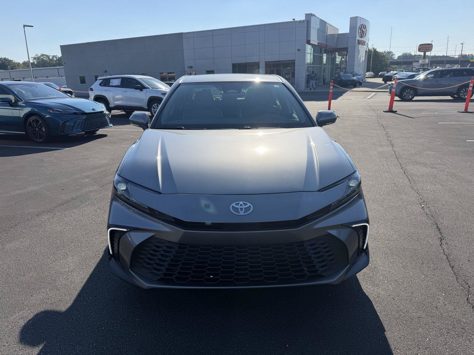 New 2026 Toyota Camry SE FWD image 3