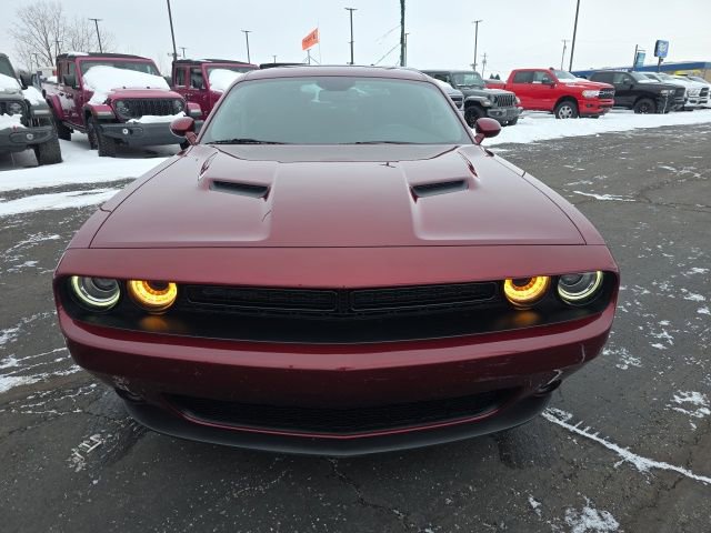 Used 2020 Dodge Challenger SXT w/ Blacktop Package RWD image 9