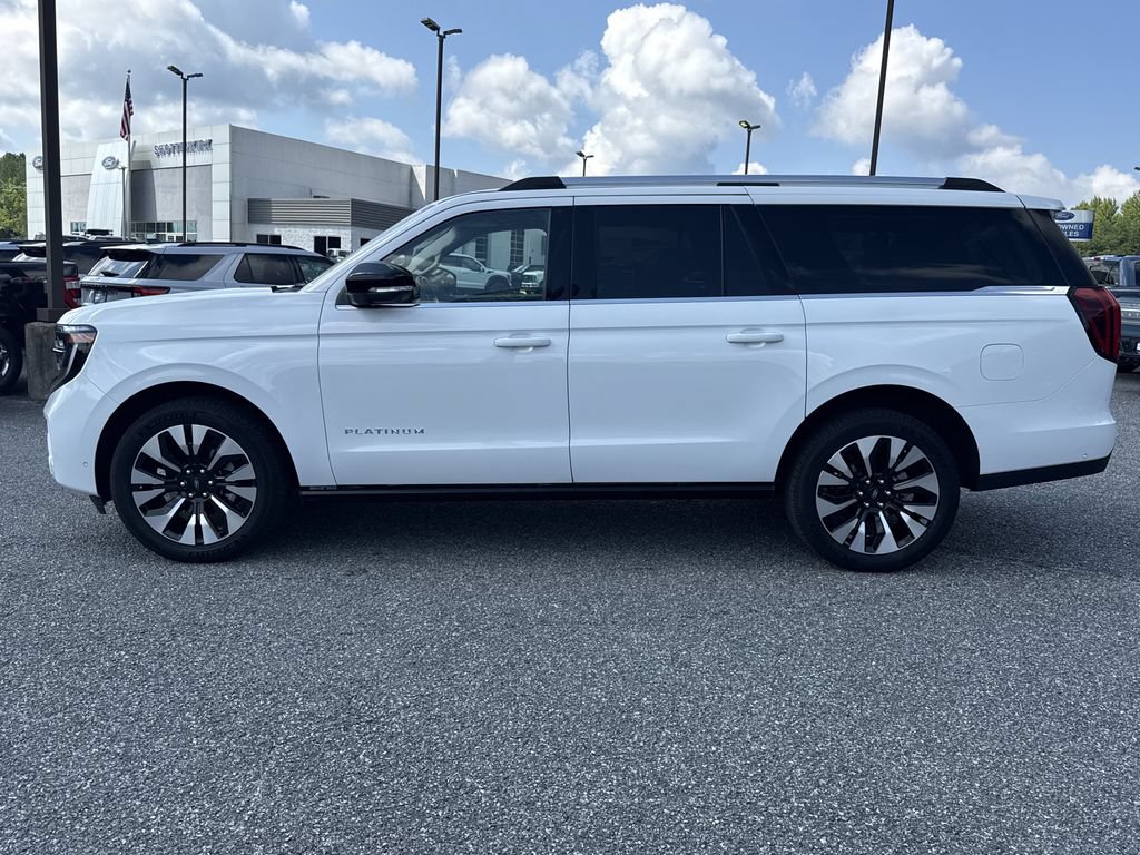 Used 2025 Ford Expedition Max Platinum w/ Driver's Package AWD/4WD image 4