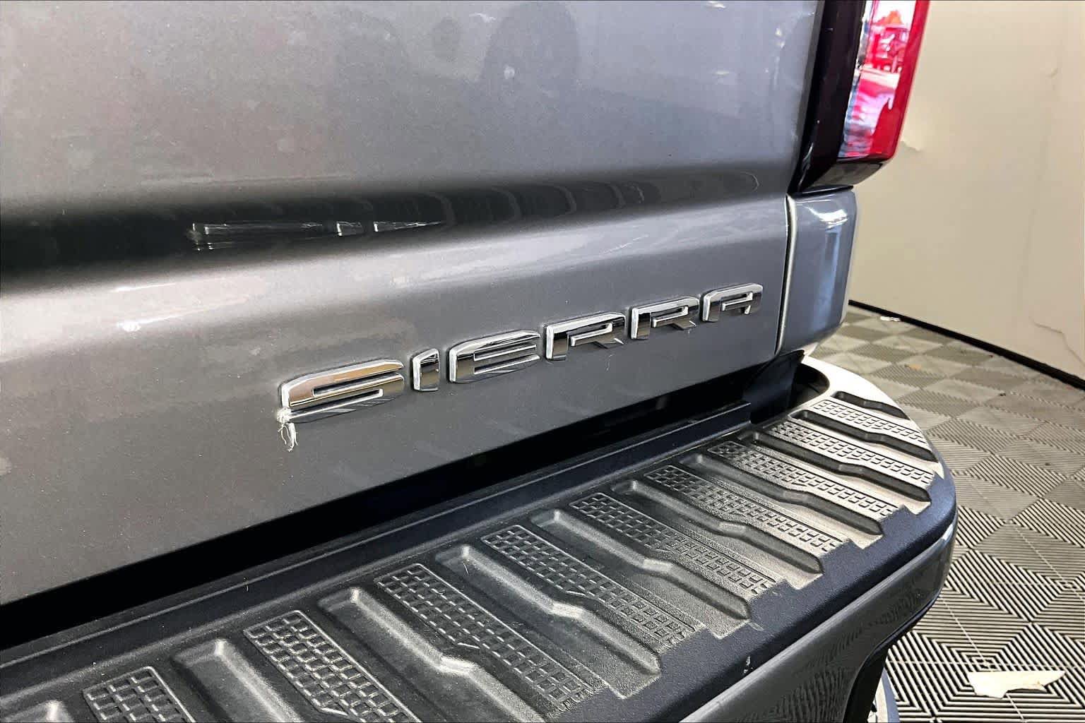Certified 2024 GMC Sierra 2500 Denali Ultimate image 30