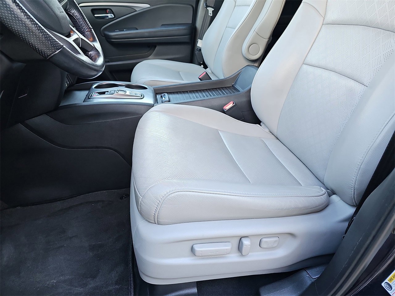 Used 2019 Honda Passport EX-L image 19