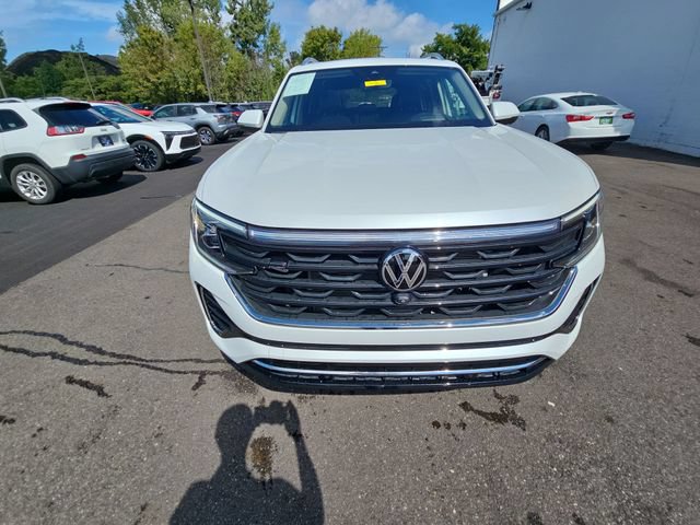 Used 2024 Volkswagen Atlas SEL Premium R-Line AWD/4WD image 33