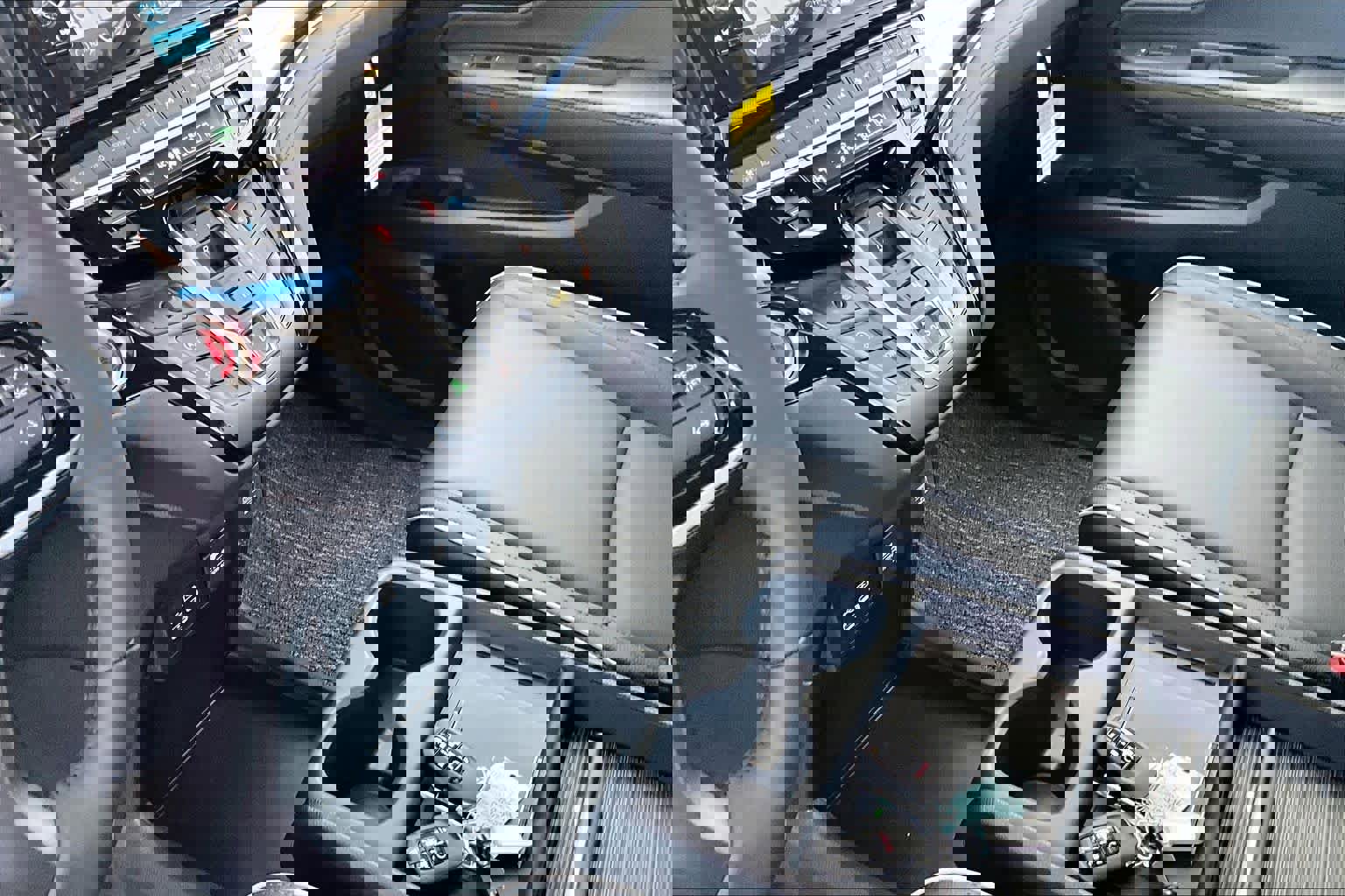 New 2026 Honda Odyssey Touring image 7